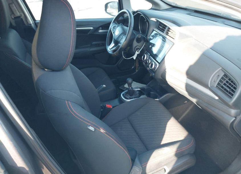 Photo 5 of 2018 Honda Fit SPORT (VIN 3HGGK5G6XJM700589)