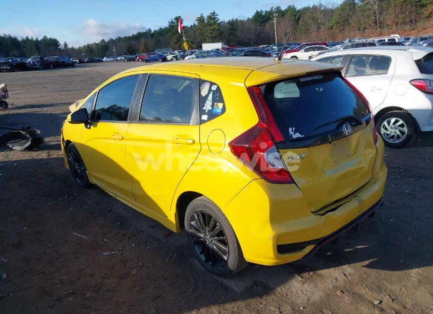 Photo 3 of 2018 Honda Fit SPORT (VIN 3HGGK5G6XJM711270)