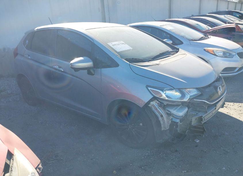 2017 Honda Fit EX (VIN 3HGGK5G76HM701838) main photo