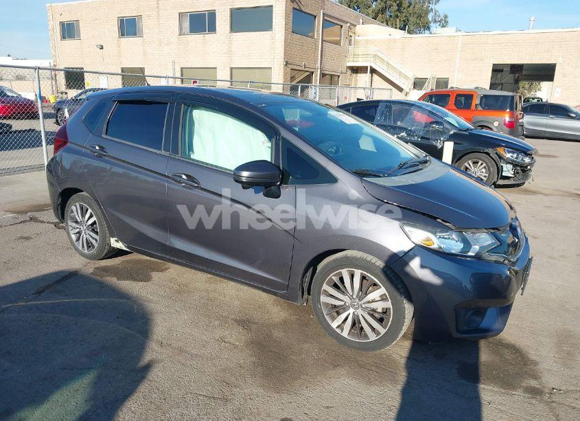 2016 Honda Fit EX (VIN 3HGGK5G79GM702741) main photo