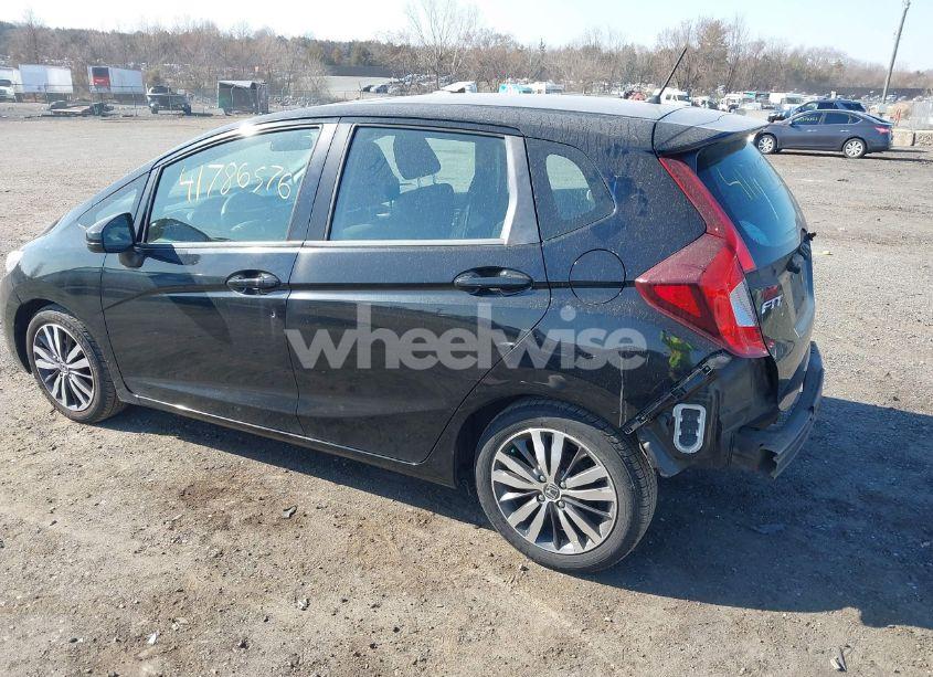 Photo 3 of 2015 Honda Fit EX (VIN 3HGGK5G81FM744828)