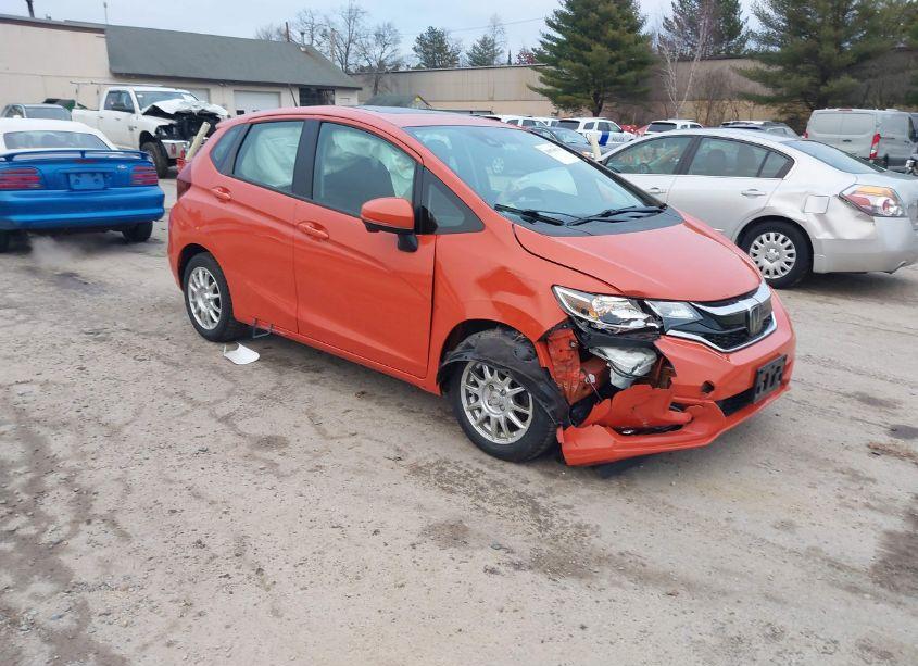 2018 Honda Fit EX (VIN 3HGGK5G83JM703917) main photo