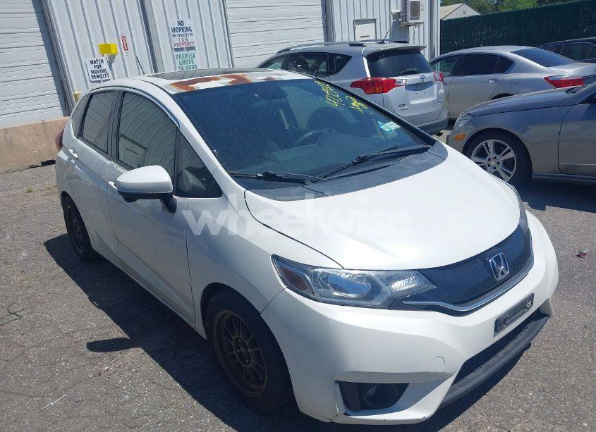 2015 Honda Fit EX (VIN 3HGGK5G84FM733886) main photo
