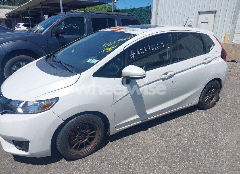 Photo 14 of 2015 Honda Fit EX (VIN 3HGGK5G84FM733886)