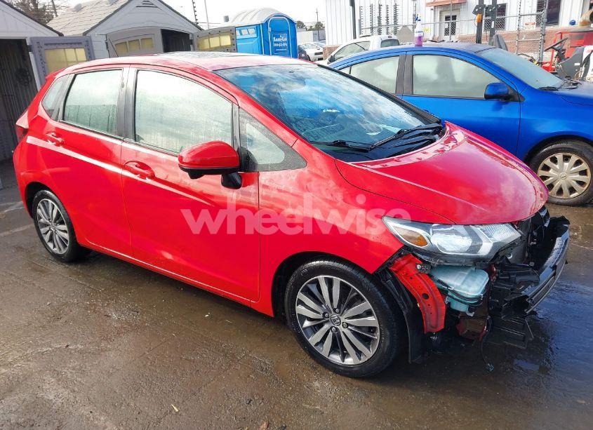 2015 Honda Fit EX (VIN 3HGGK5G85FM708981) main photo
