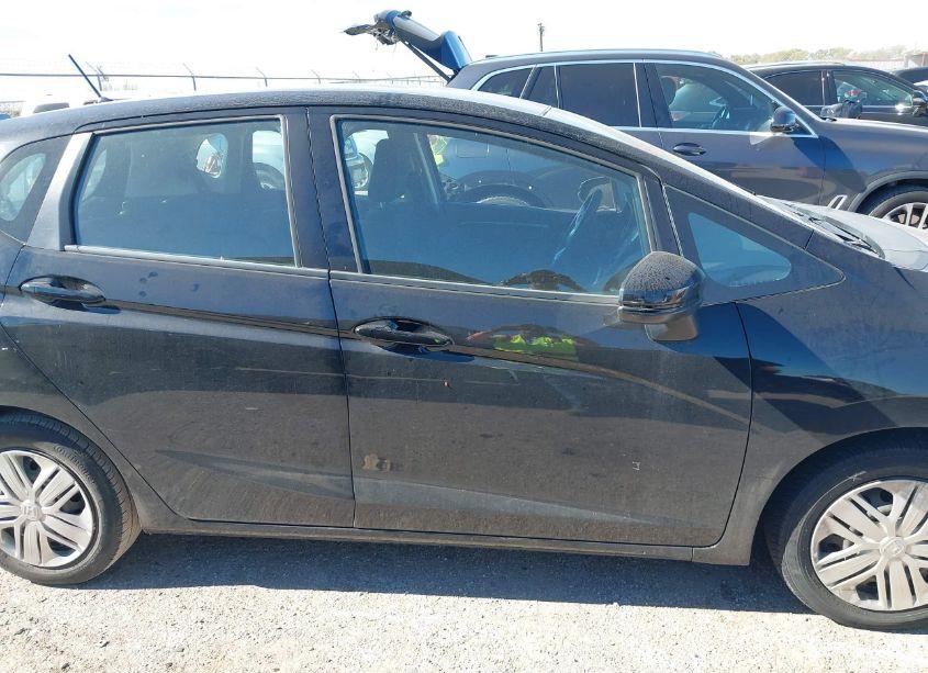 Photo 13 of 2018 Honda Fit LX (VIN 3HGGK5H40JM725370)