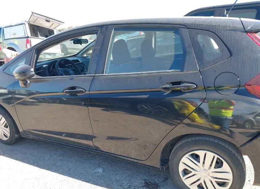 Photo 14 of 2018 Honda Fit LX (VIN 3HGGK5H40JM725370)