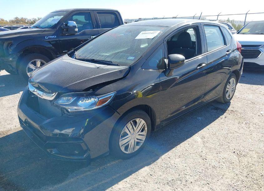 Photo 2 of 2018 Honda Fit LX (VIN 3HGGK5H40JM725370)