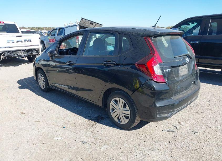 Photo 3 of 2018 Honda Fit LX (VIN 3HGGK5H40JM725370)