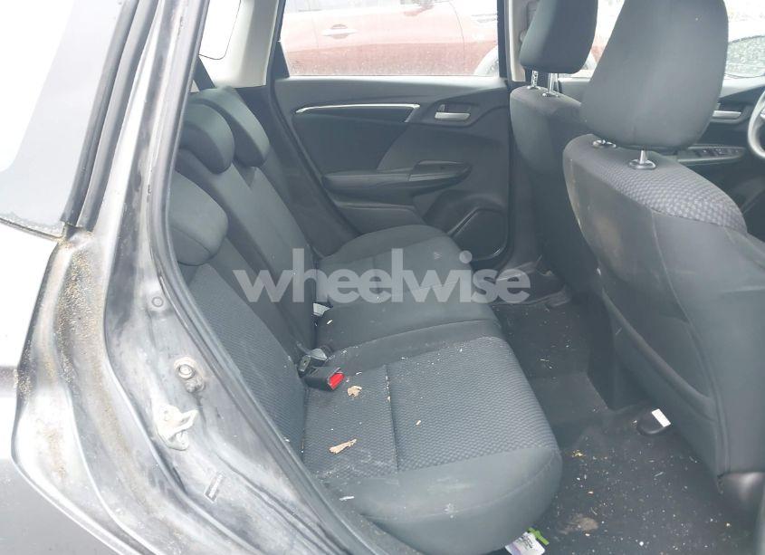 Photo 8 of 2019 Honda Fit LX (VIN 3HGGK5H40KM735754)