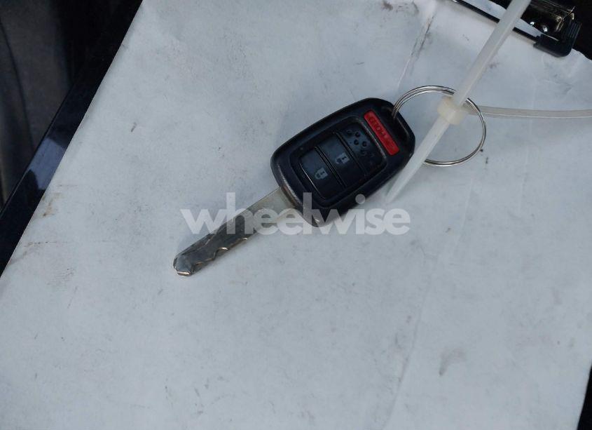 Photo 11 of 2019 Honda Fit LX (VIN 3HGGK5H40KM740792)