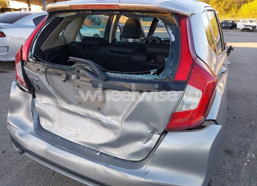 Photo 6 of 2019 Honda Fit LX (VIN 3HGGK5H40KM740792)
