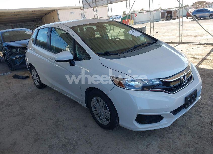 2019 Honda Fit LX (VIN 3HGGK5H41KM720759) main photo