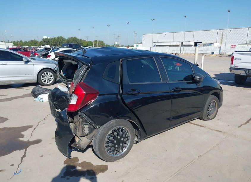 Photo 4 of 2019 Honda Fit LX (VIN 3HGGK5H42KM729549)
