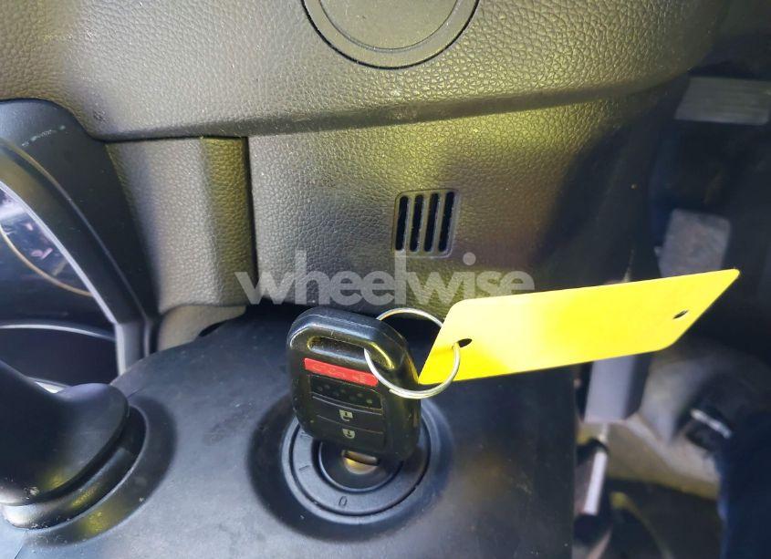 Photo 11 of 2019 Honda Fit LX (VIN 3HGGK5H42KM737179)