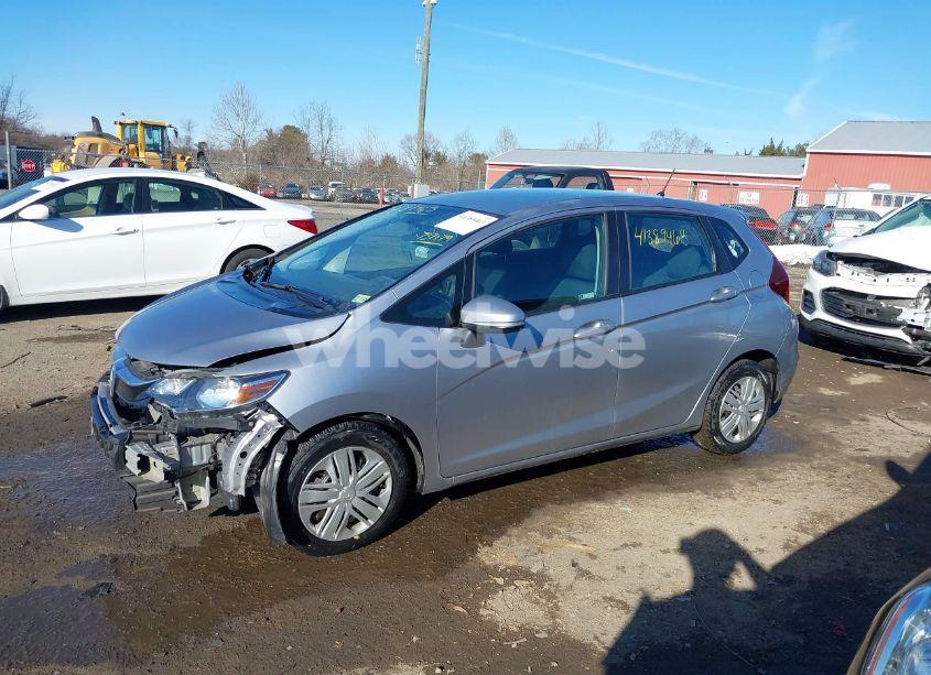 Photo 15 of 2019 Honda Fit LX (VIN 3HGGK5H42KM737179)