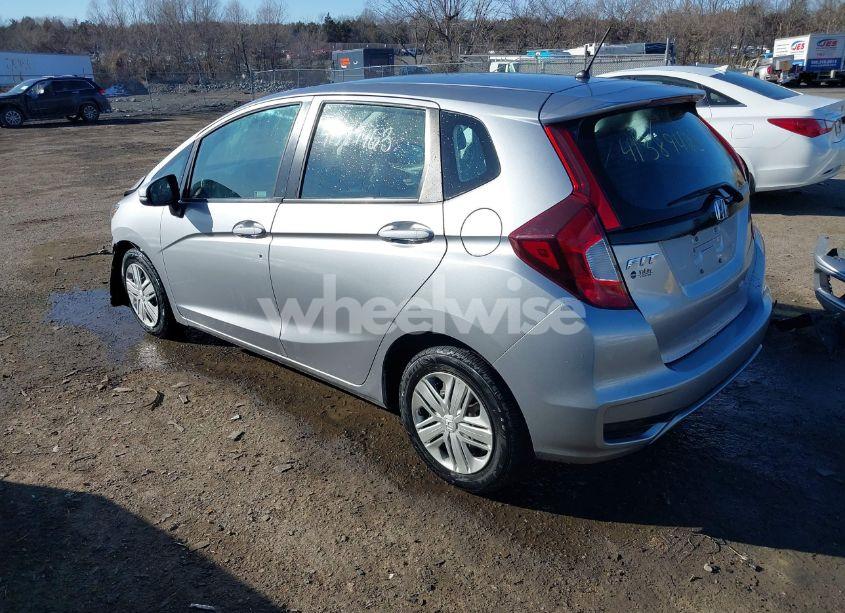 Photo 3 of 2019 Honda Fit LX (VIN 3HGGK5H42KM737179)