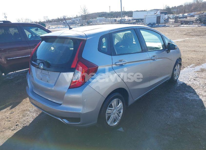 Photo 4 of 2019 Honda Fit LX (VIN 3HGGK5H42KM737179)