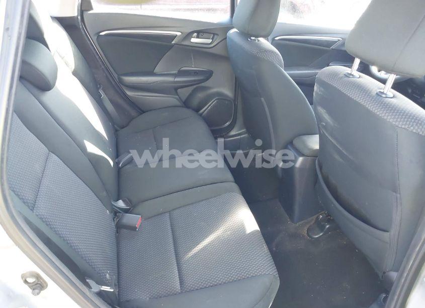 Photo 8 of 2019 Honda Fit LX (VIN 3HGGK5H42KM737179)