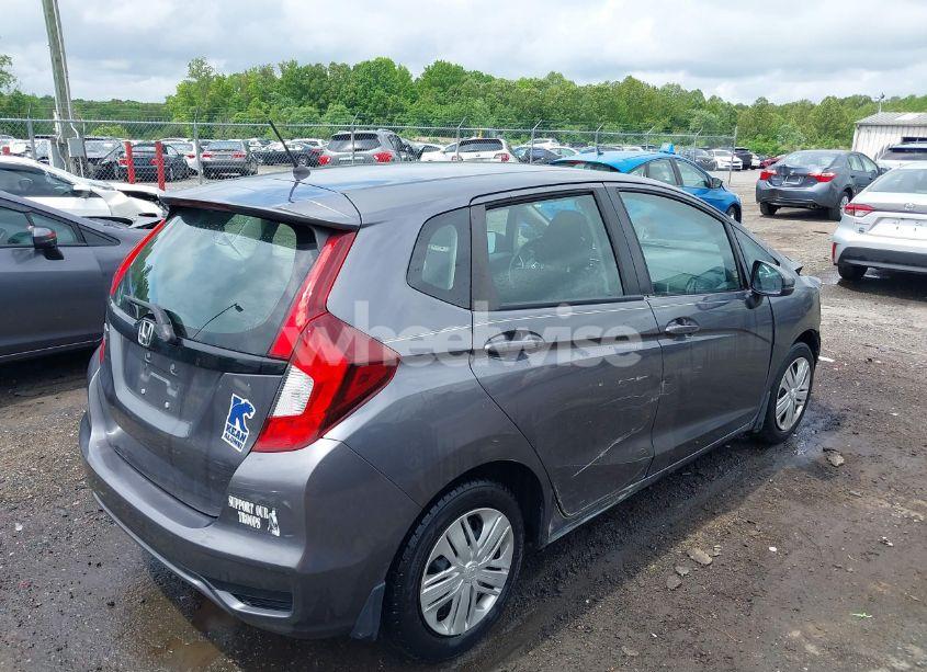 Photo 4 of 2019 Honda Fit LX (VIN 3HGGK5H42KM748117)