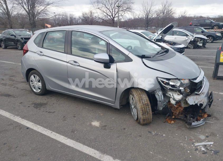 2020 Honda Fit LX (VIN 3HGGK5H42LM700716) main photo