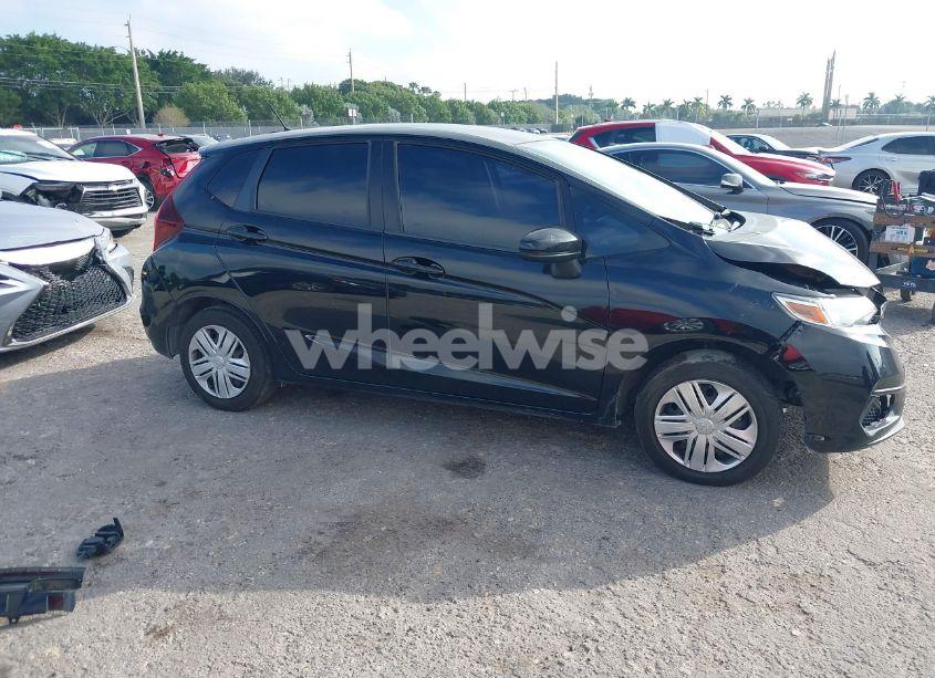 2020 Honda Fit LX (VIN 3HGGK5H42LM703681) main photo