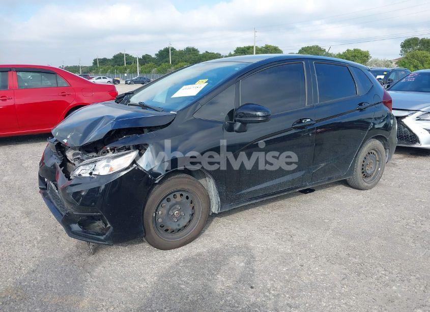 Photo 2 of 2020 Honda Fit LX (VIN 3HGGK5H42LM703681)