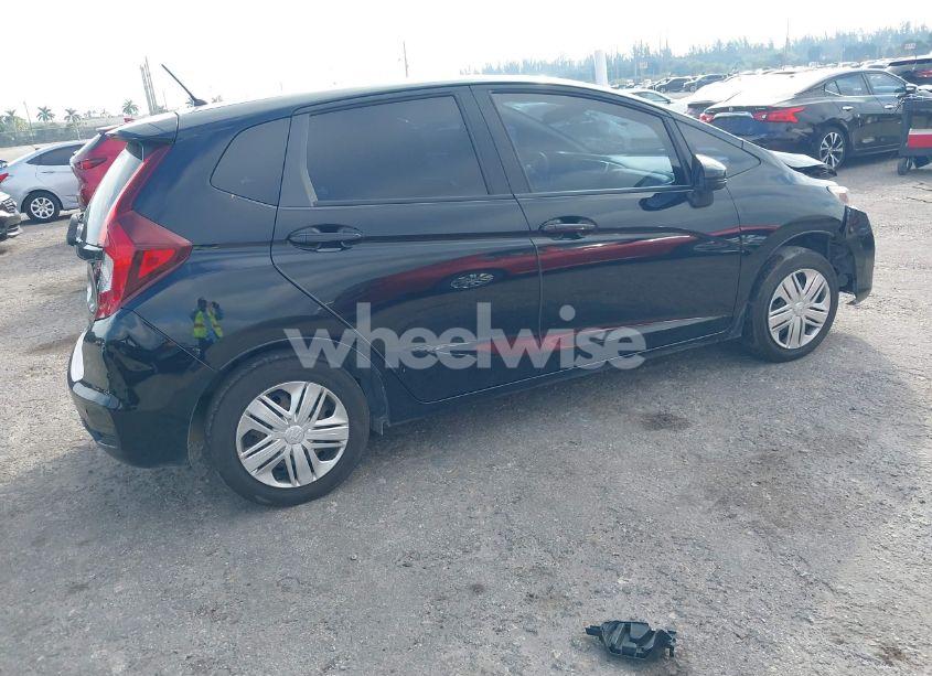 Photo 4 of 2020 Honda Fit LX (VIN 3HGGK5H42LM703681)