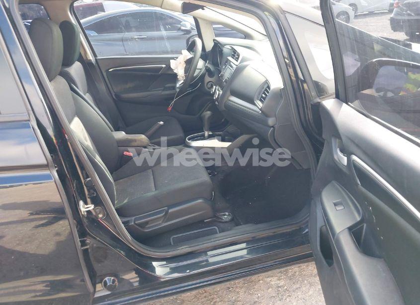 Photo 5 of 2020 Honda Fit LX (VIN 3HGGK5H42LM703681)