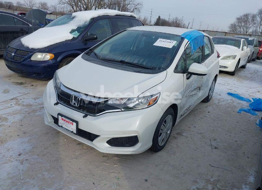Photo 2 of 2020 Honda Fit LX (VIN 3HGGK5H42LM703938)