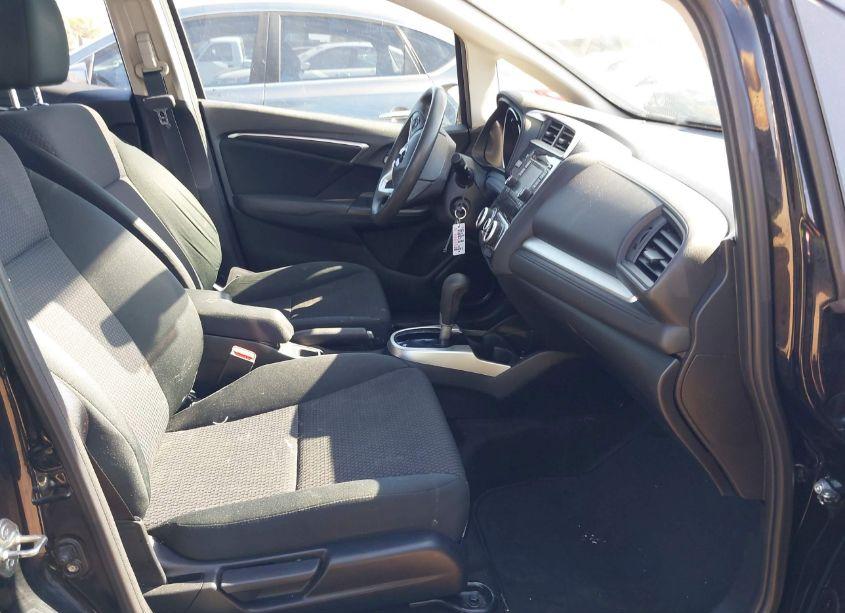 Photo 5 of 2020 Honda Fit LX (VIN 3HGGK5H42LM724272)