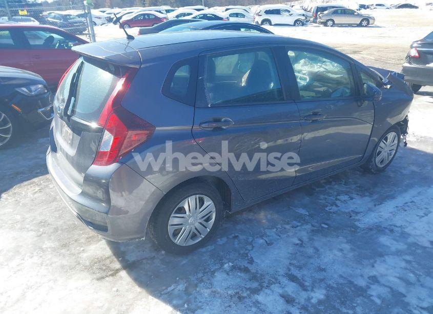 Photo 4 of 2018 Honda Fit LX (VIN 3HGGK5H43JM727825)