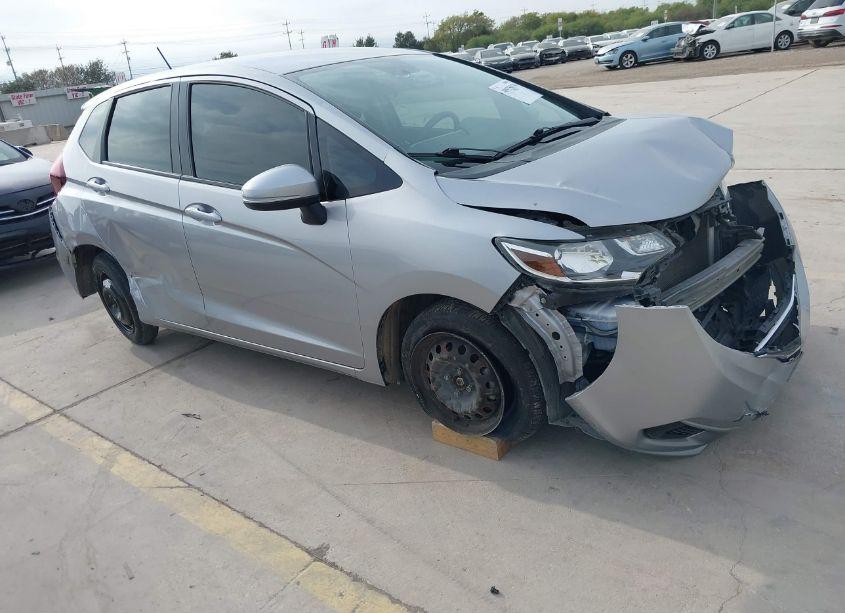 2019 Honda Fit LX (VIN 3HGGK5H43KM704823) main photo