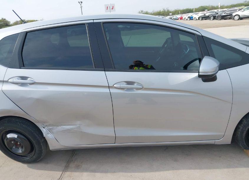 Photo 14 of 2019 Honda Fit LX (VIN 3HGGK5H43KM704823)