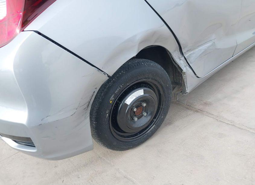 Photo 18 of 2019 Honda Fit LX (VIN 3HGGK5H43KM704823)