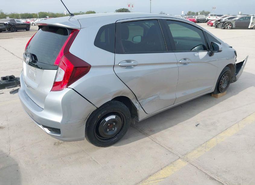 Photo 4 of 2019 Honda Fit LX (VIN 3HGGK5H43KM704823)