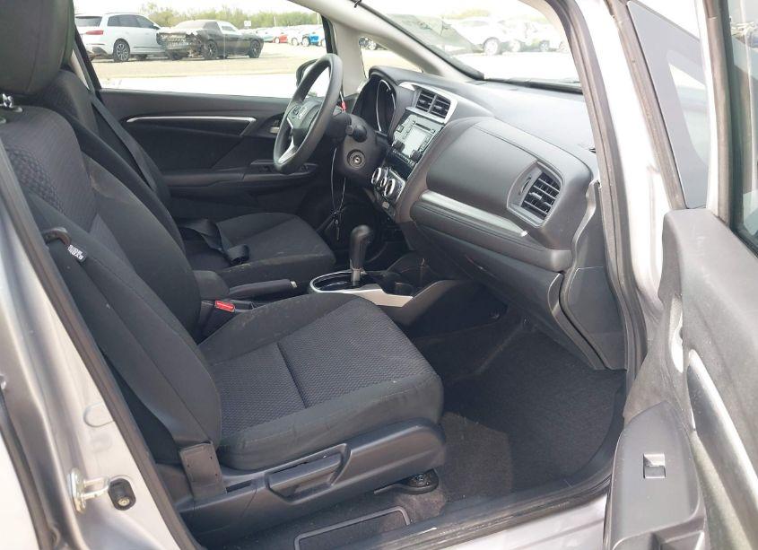 Photo 5 of 2019 Honda Fit LX (VIN 3HGGK5H43KM704823)