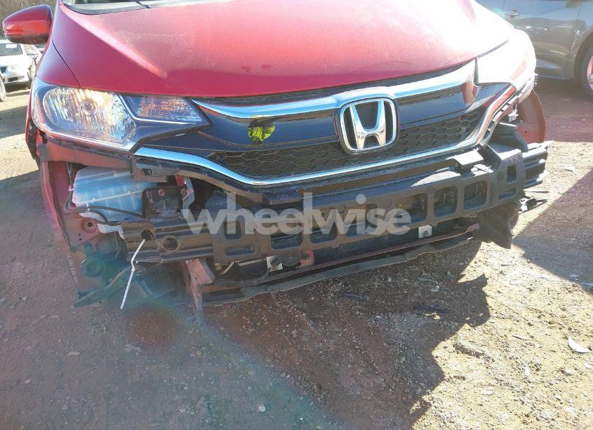 Photo 6 of 2019 Honda Fit LX (VIN 3HGGK5H43KM750846)