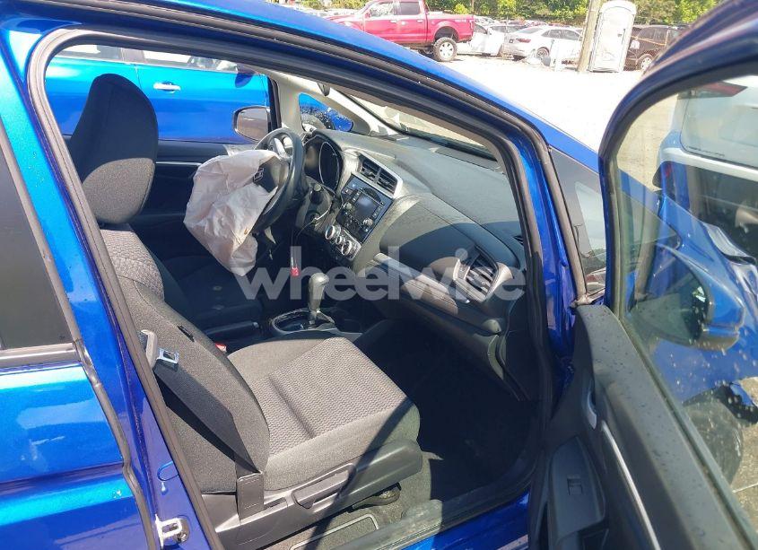 Photo 5 of 2020 Honda Fit LX (VIN 3HGGK5H43LM703494)