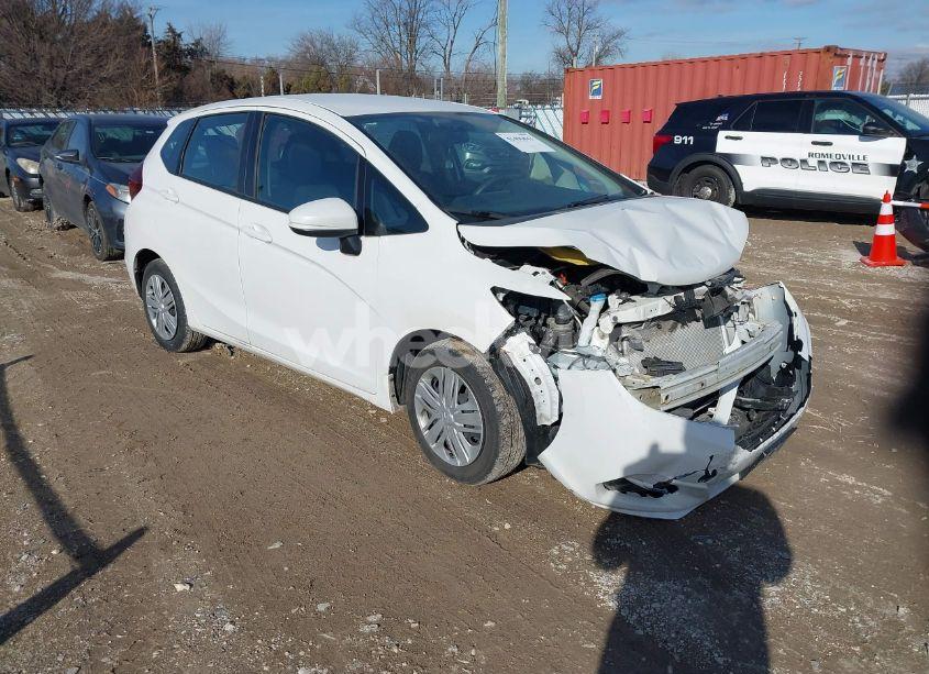 2019 Honda Fit LX (VIN 3HGGK5H44KM727222) main photo