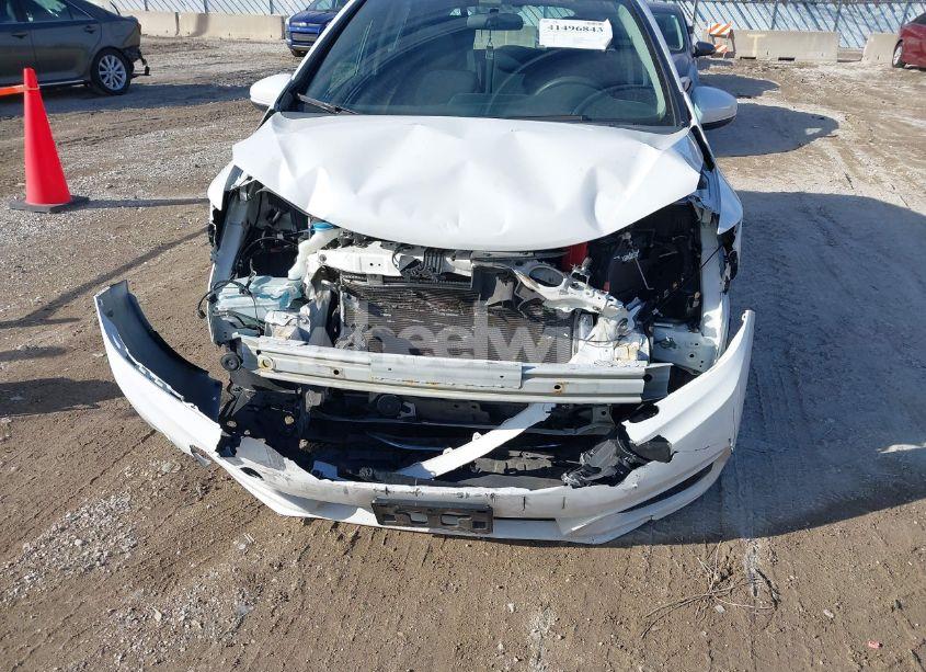 Photo 6 of 2019 Honda Fit LX (VIN 3HGGK5H44KM727222)