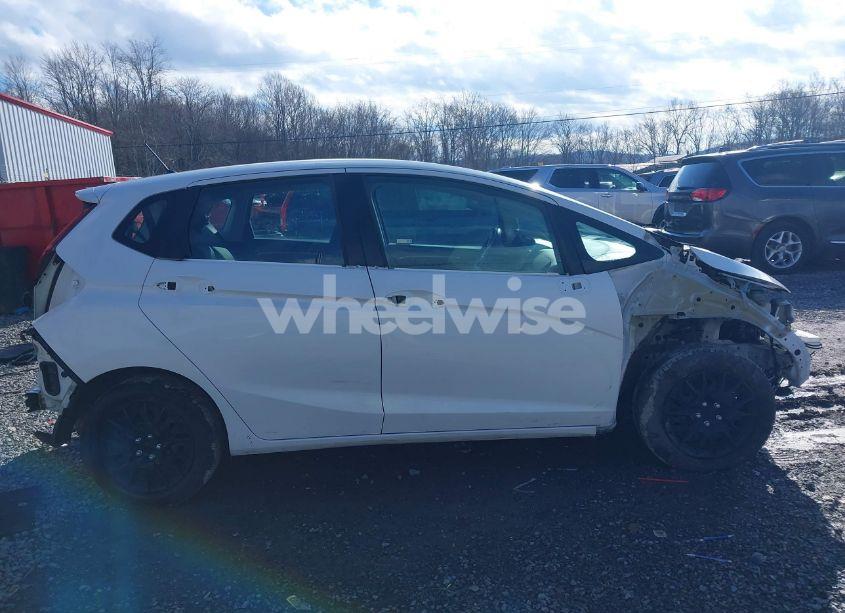 Photo 14 of 2019 Honda Fit LX (VIN 3HGGK5H44KM731187)
