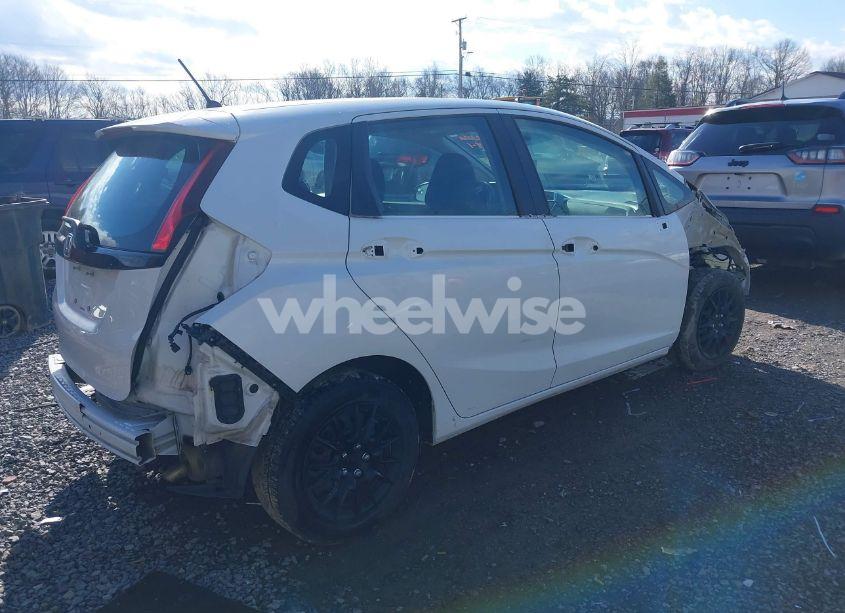 Photo 4 of 2019 Honda Fit LX (VIN 3HGGK5H44KM731187)