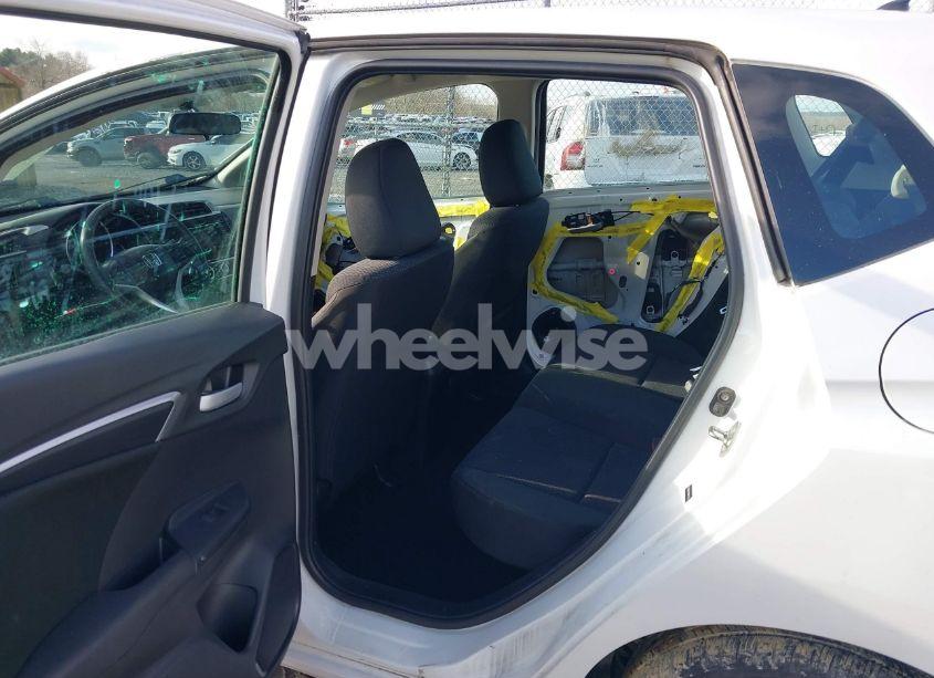 Photo 8 of 2019 Honda Fit LX (VIN 3HGGK5H44KM731187)