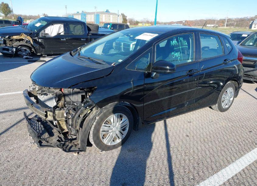 Photo 2 of 2019 Honda Fit LX (VIN 3HGGK5H44KM732792)