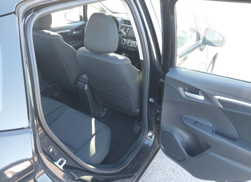 Photo 8 of 2019 Honda Fit LX (VIN 3HGGK5H44KM732792)