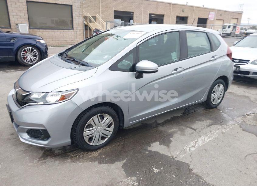 Photo 2 of 2019 Honda Fit LX (VIN 3HGGK5H44KM735756)