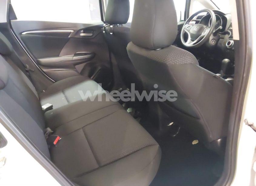 Photo 8 of 2019 Honda Fit LX (VIN 3HGGK5H44KM738219)