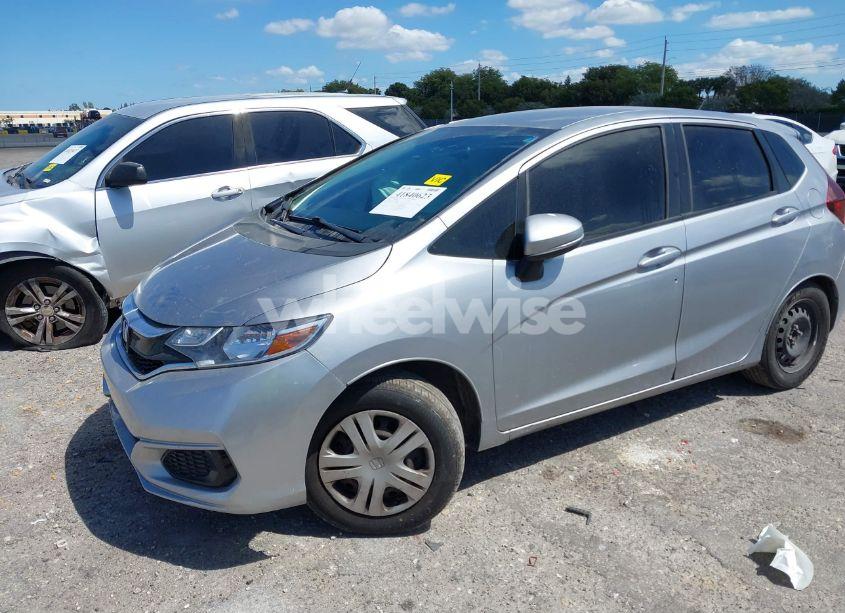 Photo 2 of 2020 Honda Fit LX (VIN 3HGGK5H44LM729036)