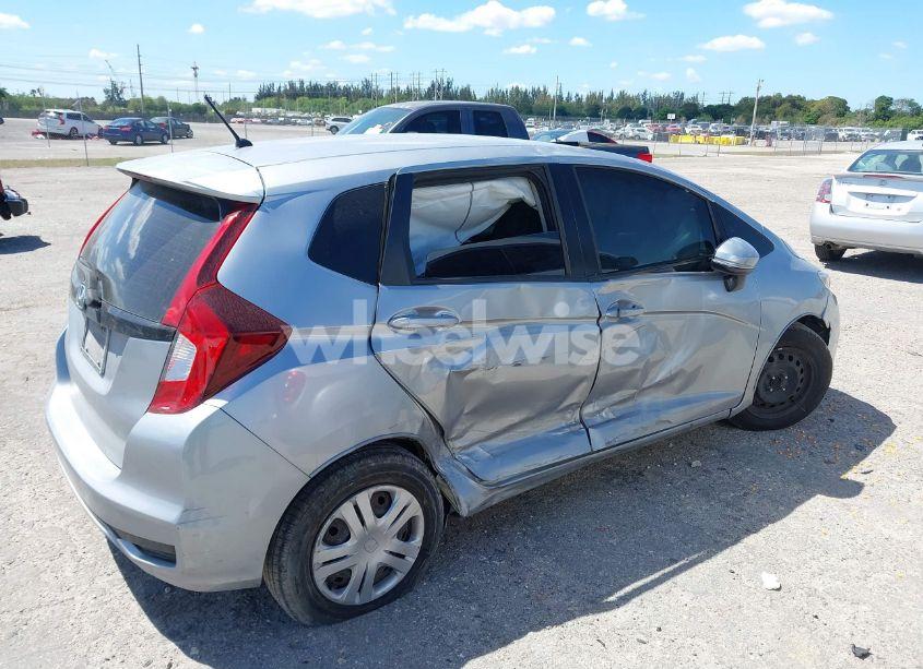 Photo 6 of 2020 Honda Fit LX (VIN 3HGGK5H44LM729036)